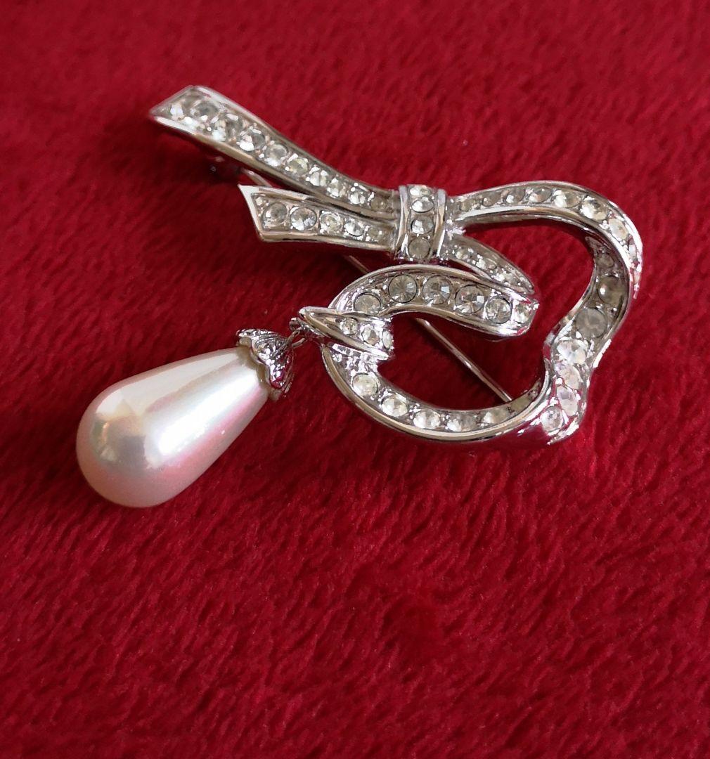 イギリス ヴィンテージ 希少 ブローチ A&S アシンメトリーリボン 968