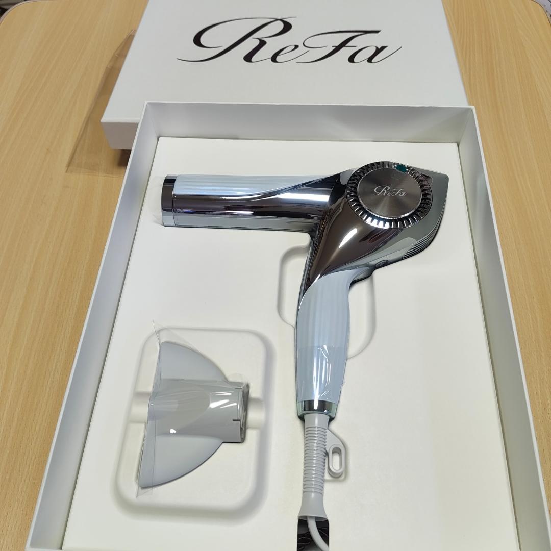 新品未使用 リファビューテックドライヤーBX ホワイト RE-BQ-02A