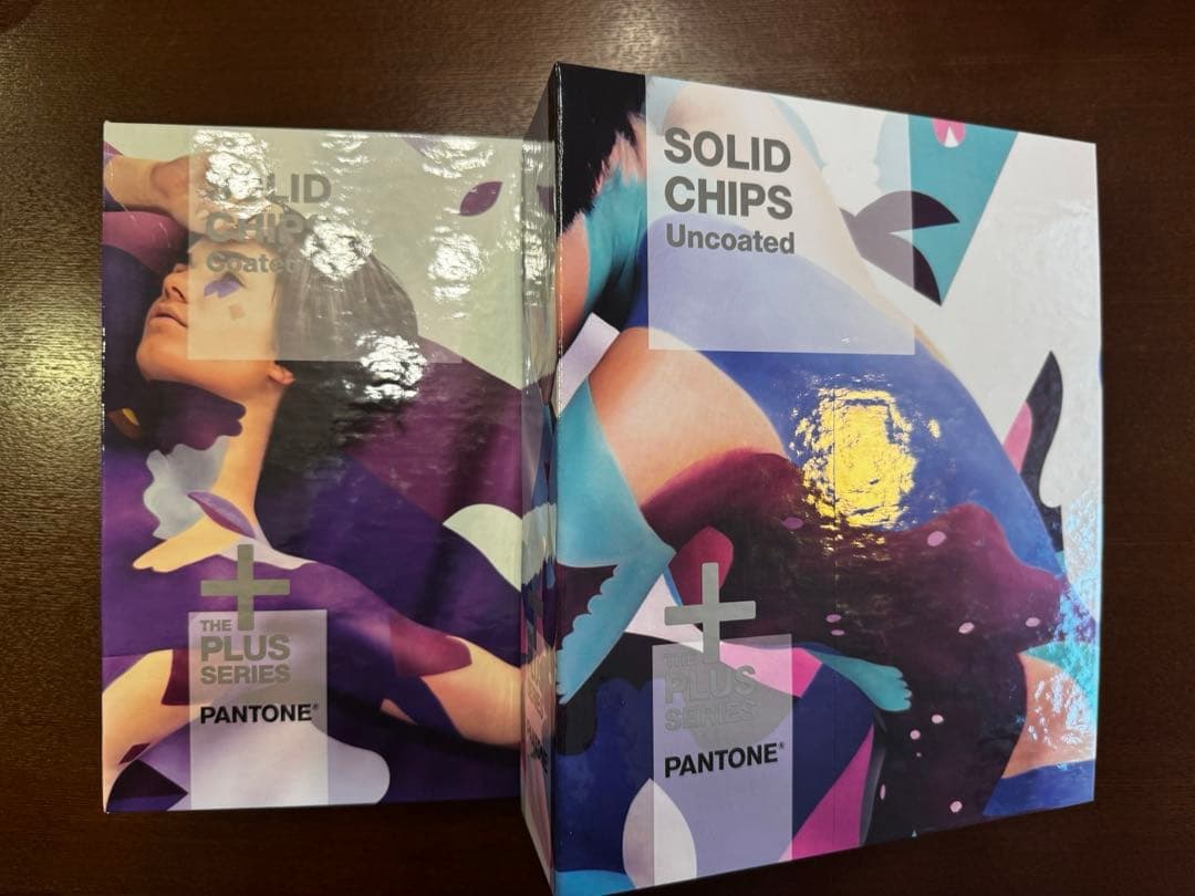 その他 PANTONE PLUS SERIES SOLID CHIPS Uncoated