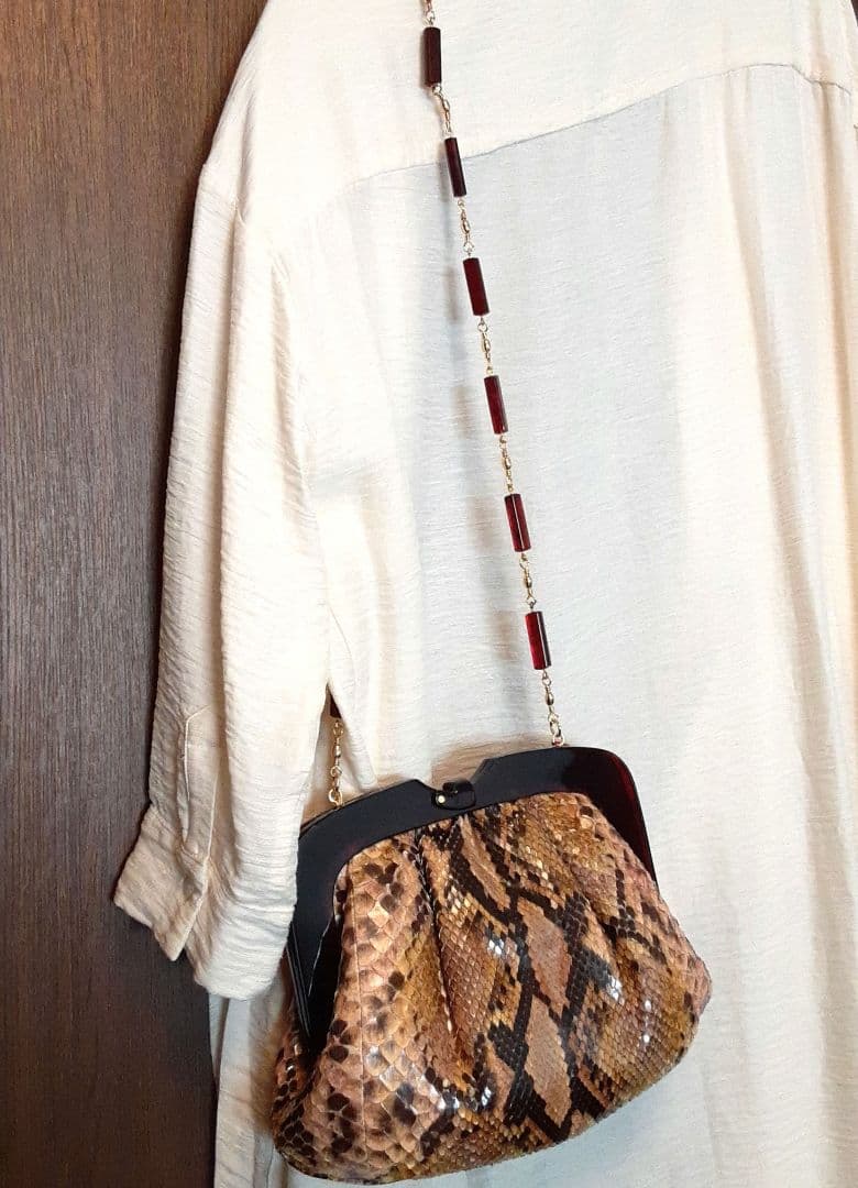 【新品未使用】ヘビ革 クラッチバッグ スネークパターン