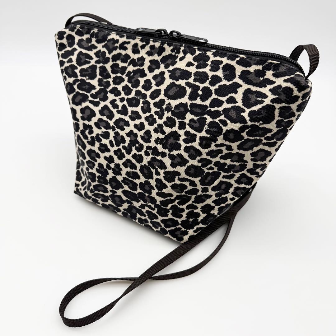 エルベシャプリエ グリーンレーベル別注 ビッグポシェット パンサーブラン