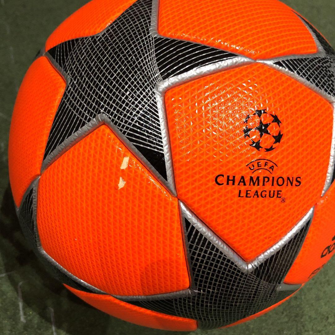 uefa champions league 荒天ボール　非売品　5号球