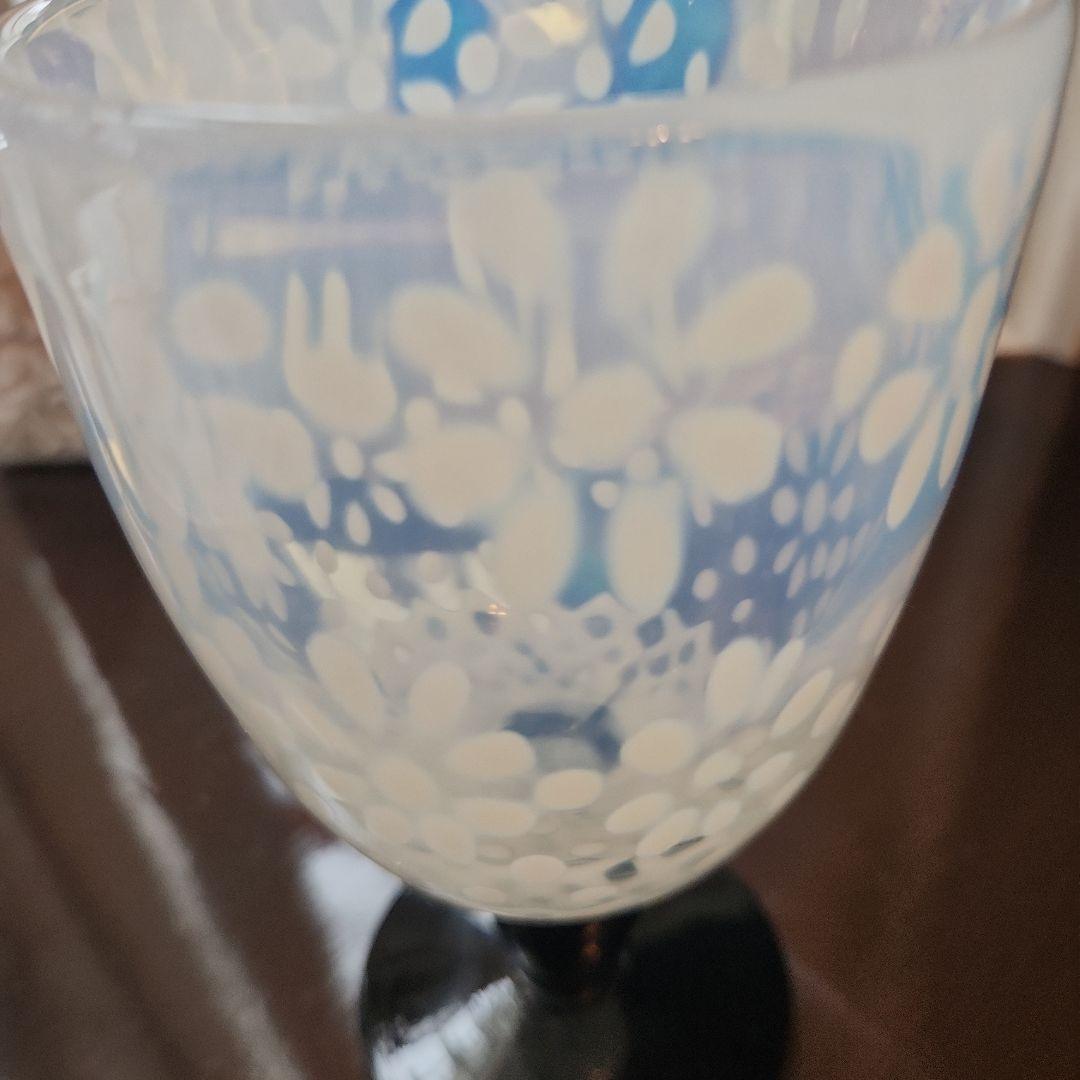 アンティーク　骨董　花模様の吹きガラス　グラス