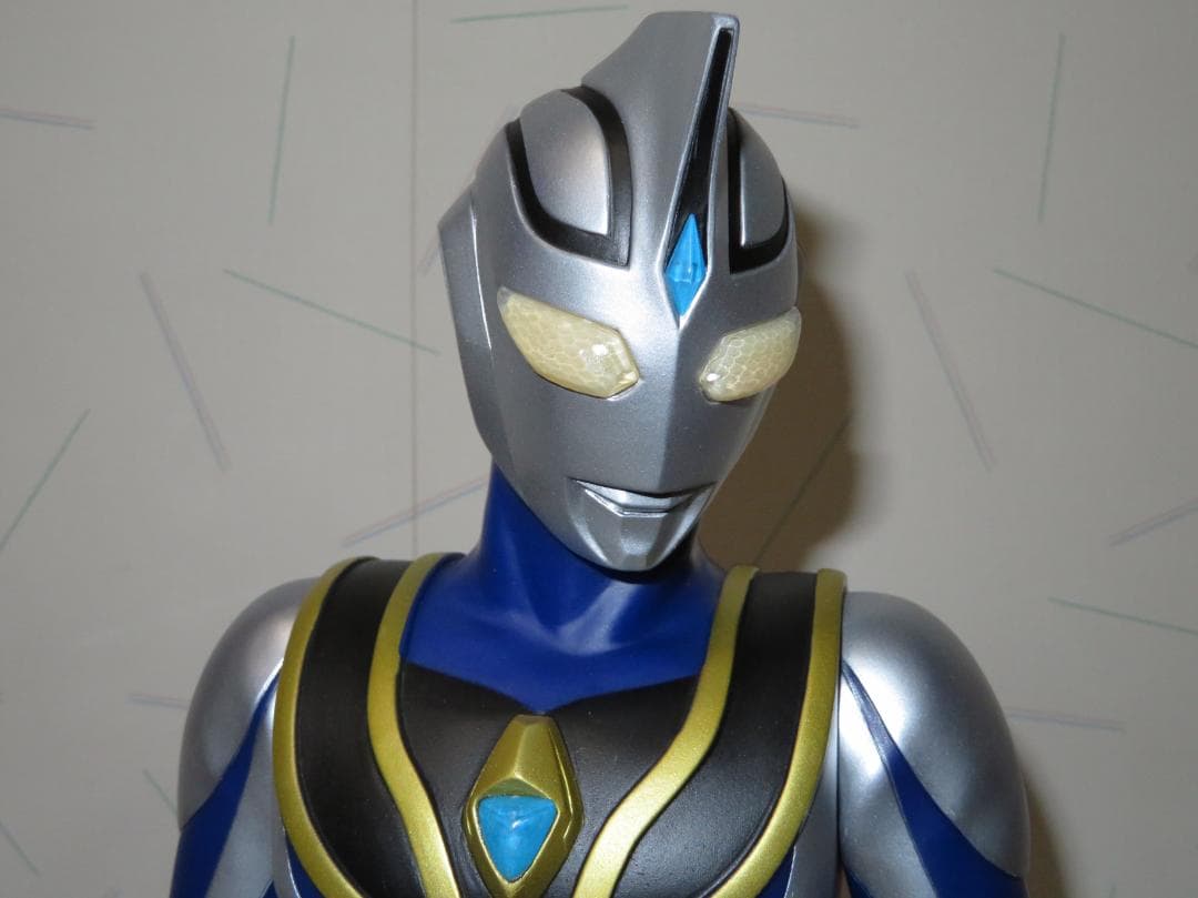 ウルトラマンアグル（Ｖ２）フィギュア　京本コレクション
