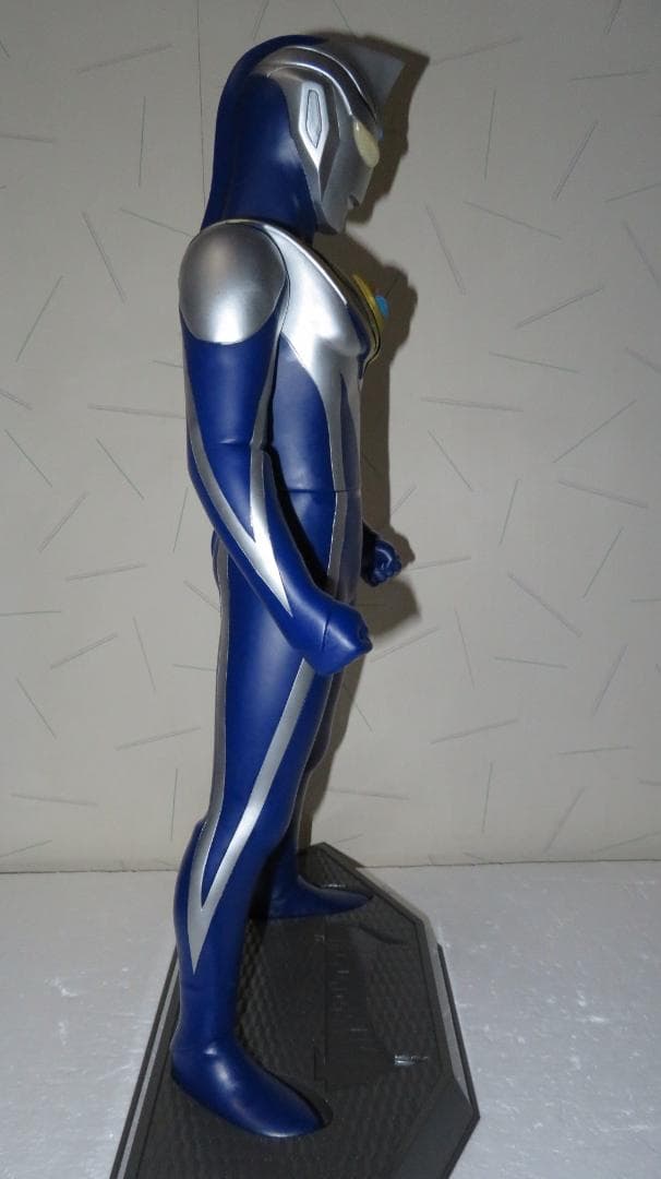 ウルトラマンアグル（Ｖ２）フィギュア　京本コレクション