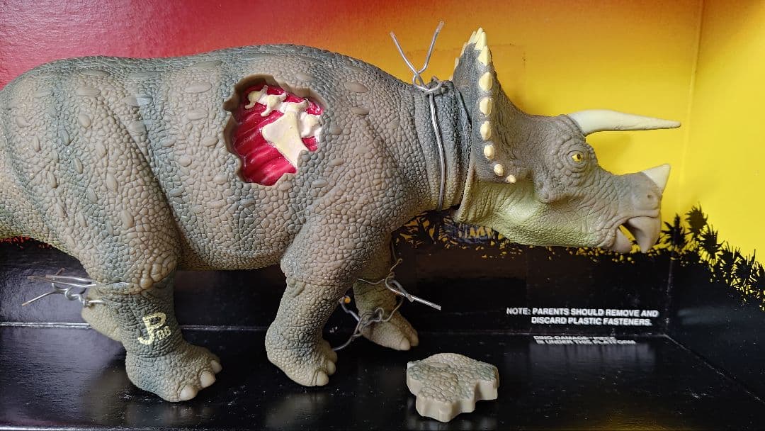 【フィギュア】ジュラシック・パーク トリケラトプス 箱付き ケナー　日本語版