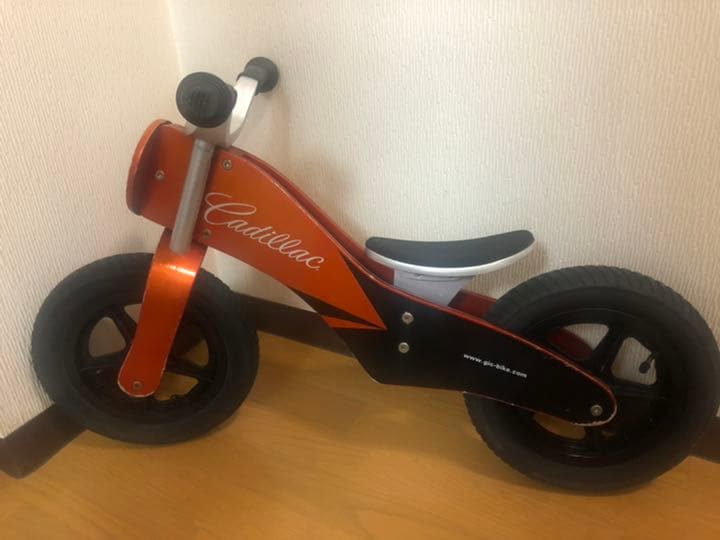 【値下げ】【SALE】キャデラック 子供用 自転車 ストライダー