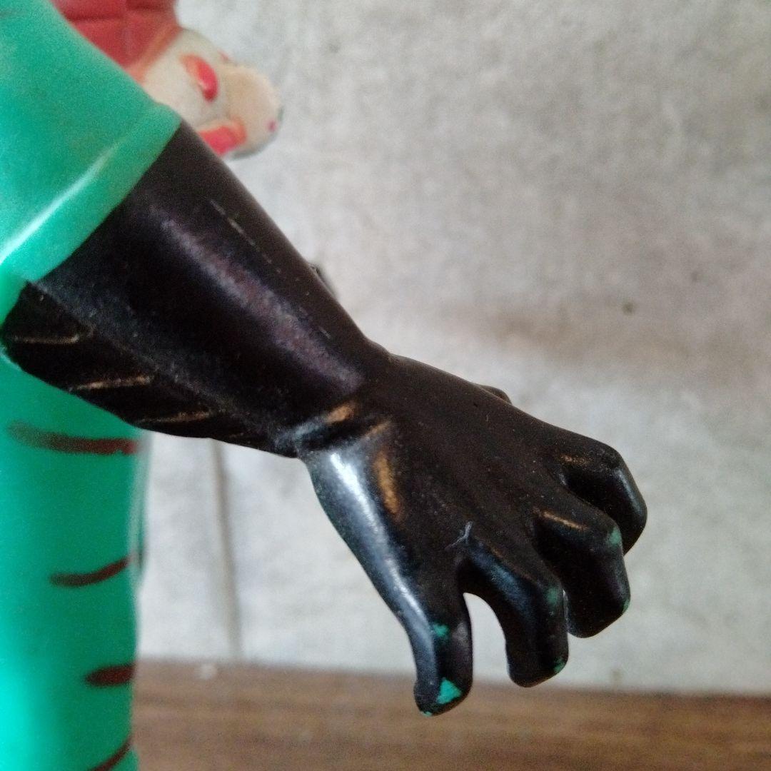 当時物仮面ライダーアマゾンソフビ無版権パチ約23センチ