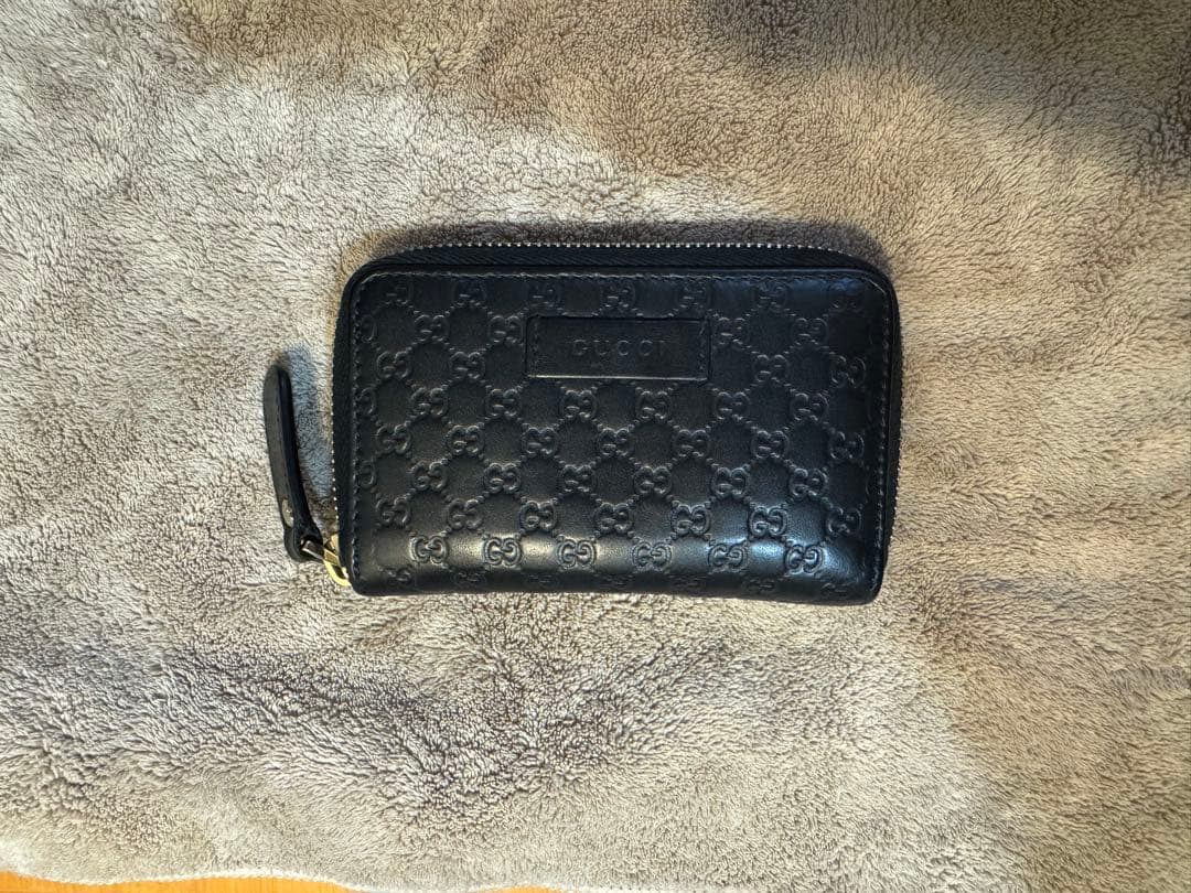 Gucci マイクロシマ ケース ブラック