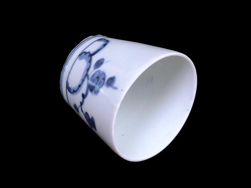 古伊万里　染付　雪輪に梅　雪輪に雪持ち笹　蕎麦猪口　833AS-CYr