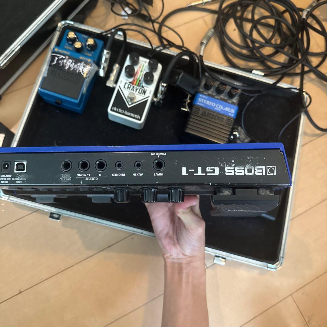 BOSS GT-1 ギターエフェクトプロセッサー　本体のみ