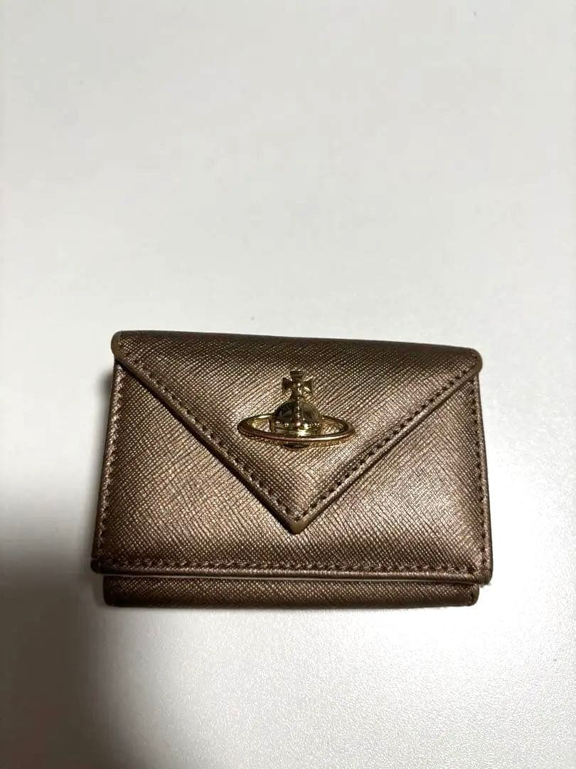 ヴィヴィアン ゴールド 三つ折り財布