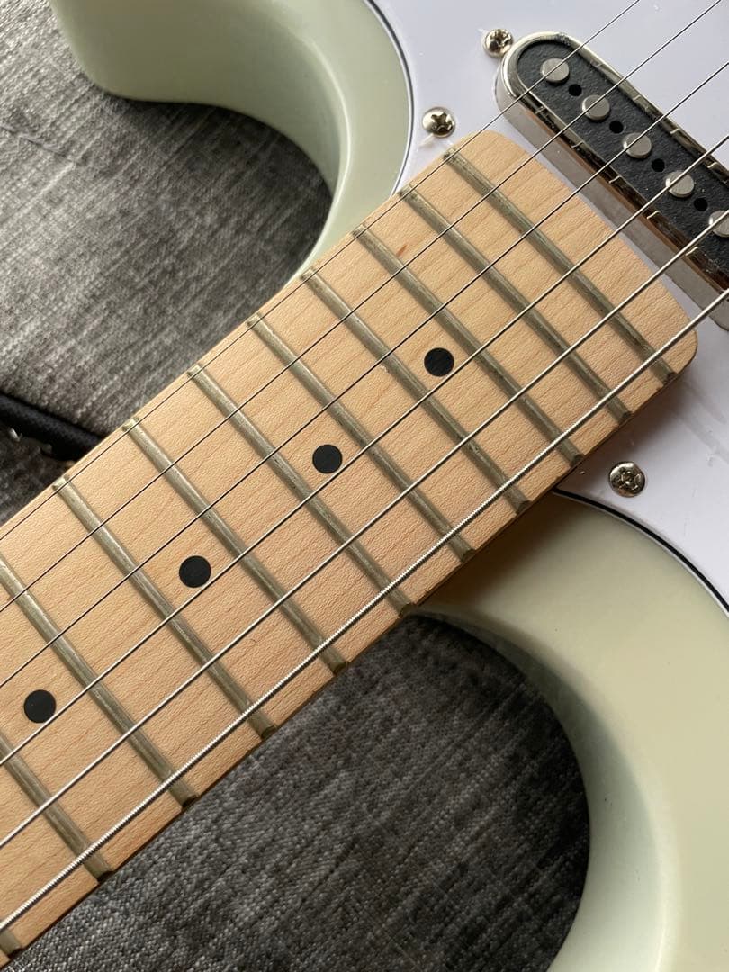 GUILD Surfliner White Sage サーフライナー　試奏のみ