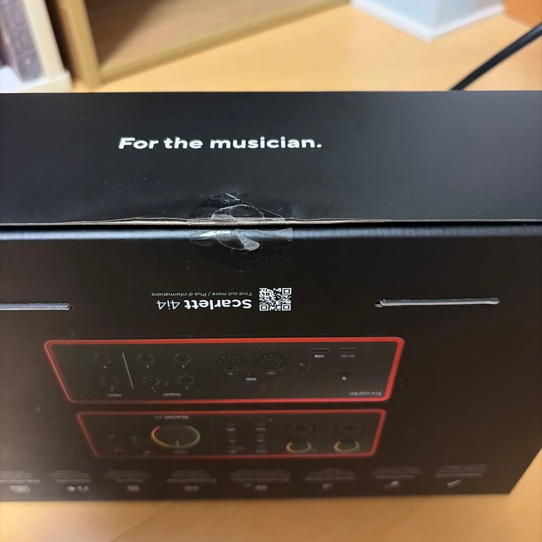 FOCUSRITE Scarlett 4i4 (gen. 4)インターフェース