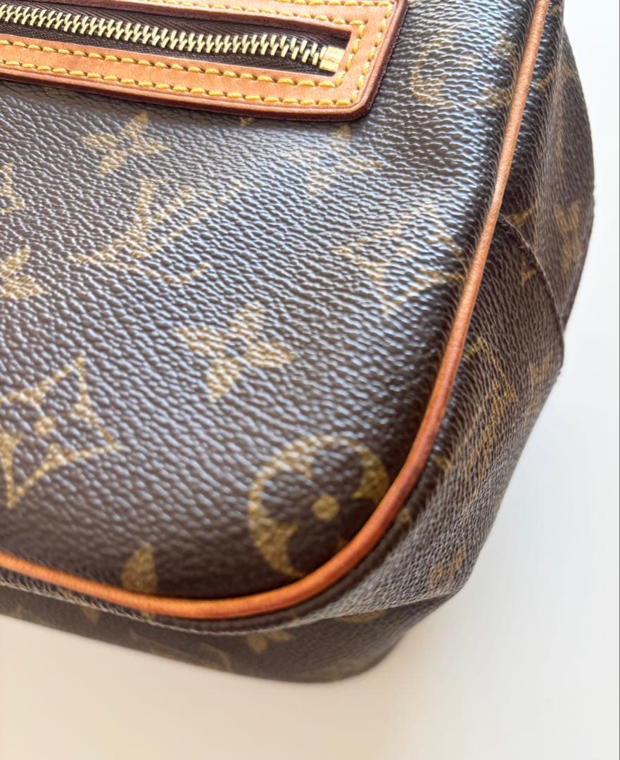 r*u様 Louis Vuitton モノグラム ハンドバッグ