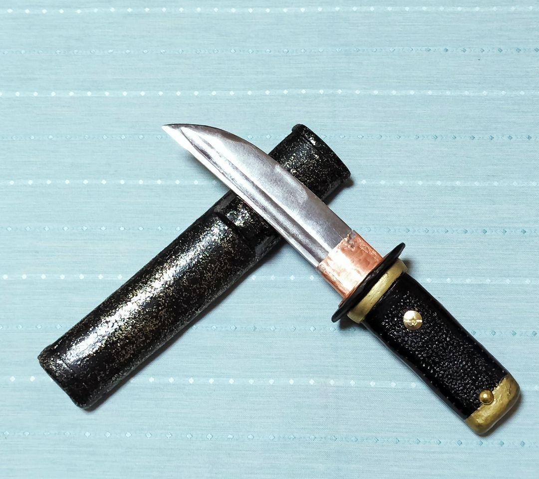 日本刀残欠カスタムナイフ 玉鋼　黒＆金カラー 和風装飾仕上げ 鑑賞 御守 工作