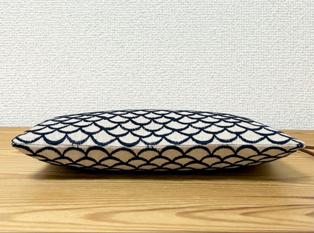 【該当者さま専用作品につきご購入不可となります】 mermaid平ポーチ／がま口