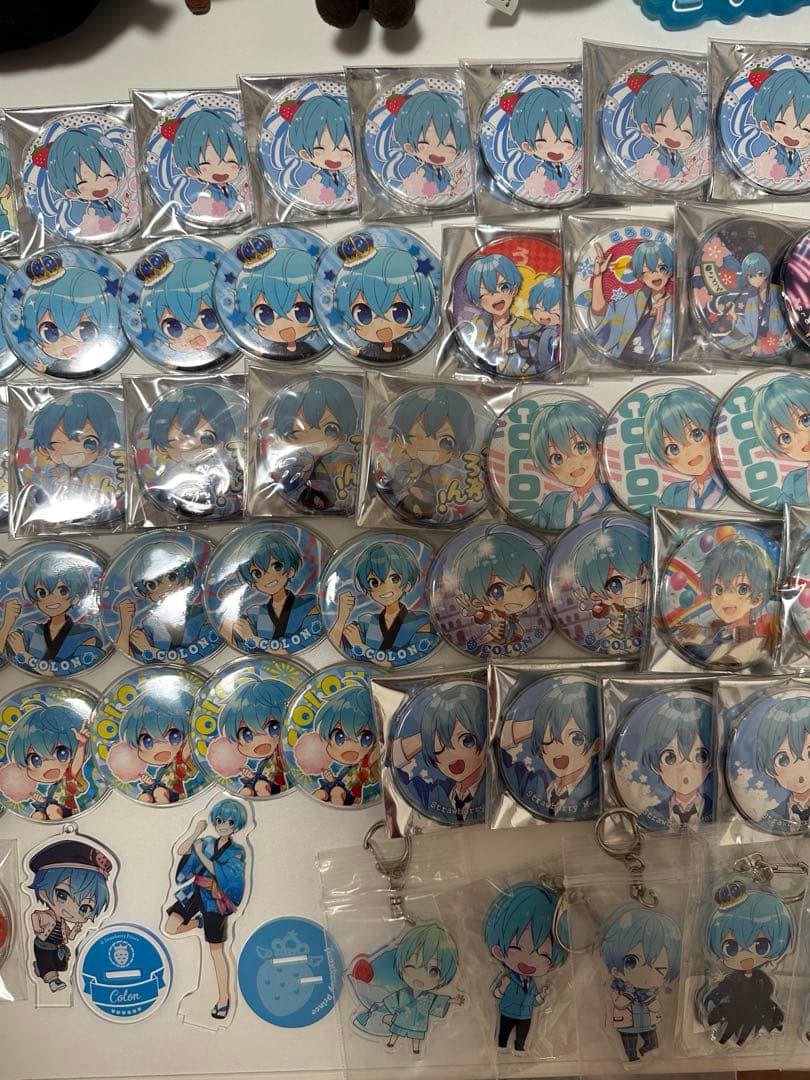 すとぷり ころん 缶バッチ・アクキー・ぬいぐるみ・シュシュ・トレカその他セット
