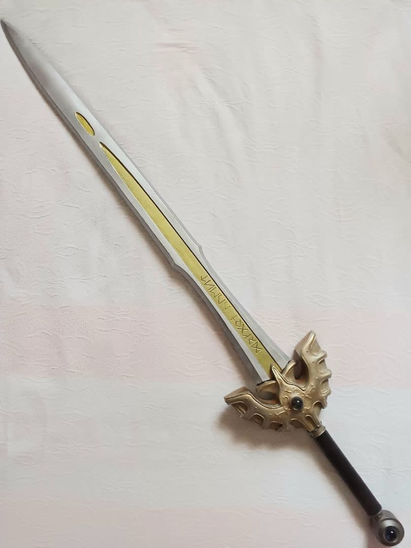 1/1スケール　ロトの剣　ガレージキット　塗装済み完成品　ドラクエⅢ　等身大