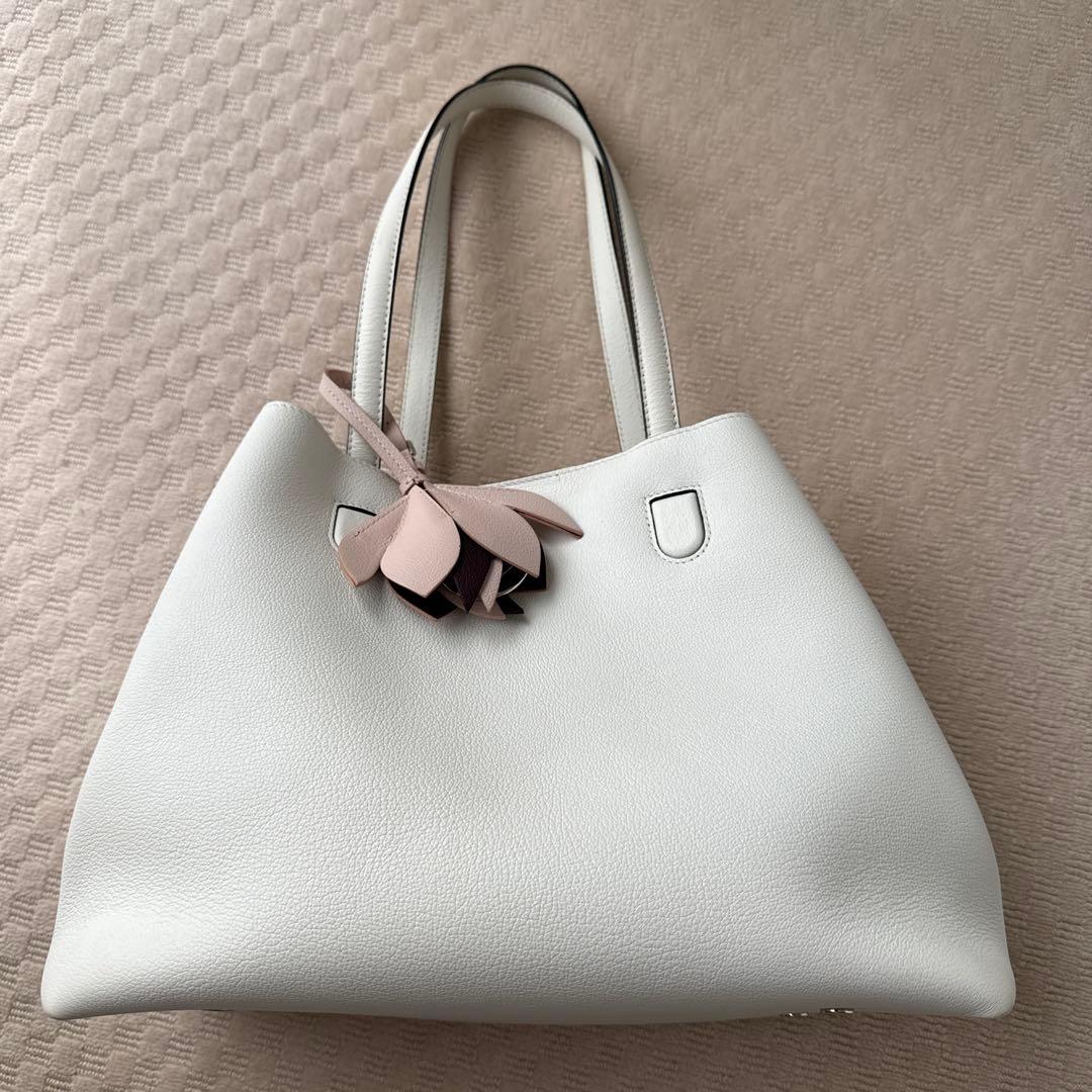 クリスチャンディオール