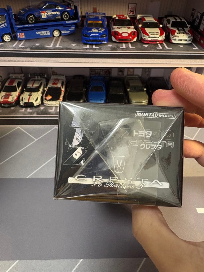 モータルモデル1/64 トヨタ クレスタ 2.5 ルラーンG JZX100