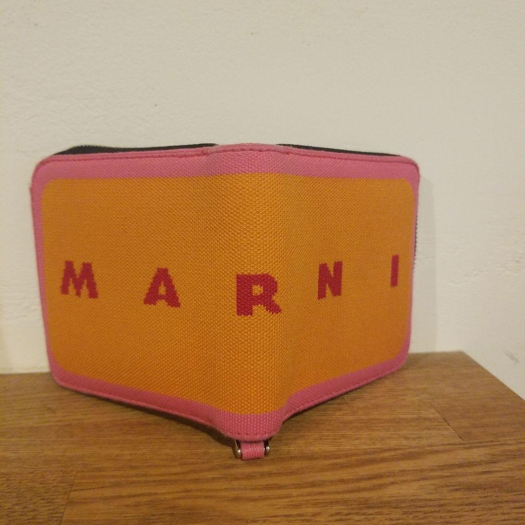 【美品】MARNI 二つ折り財布 オレンジ ピンク
