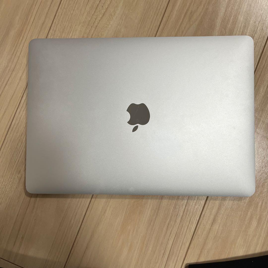 13インチ MACBOOK AIR 256GB シルバー