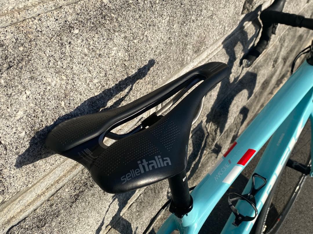 自転車本体 TREK MADONE4.9 Di2