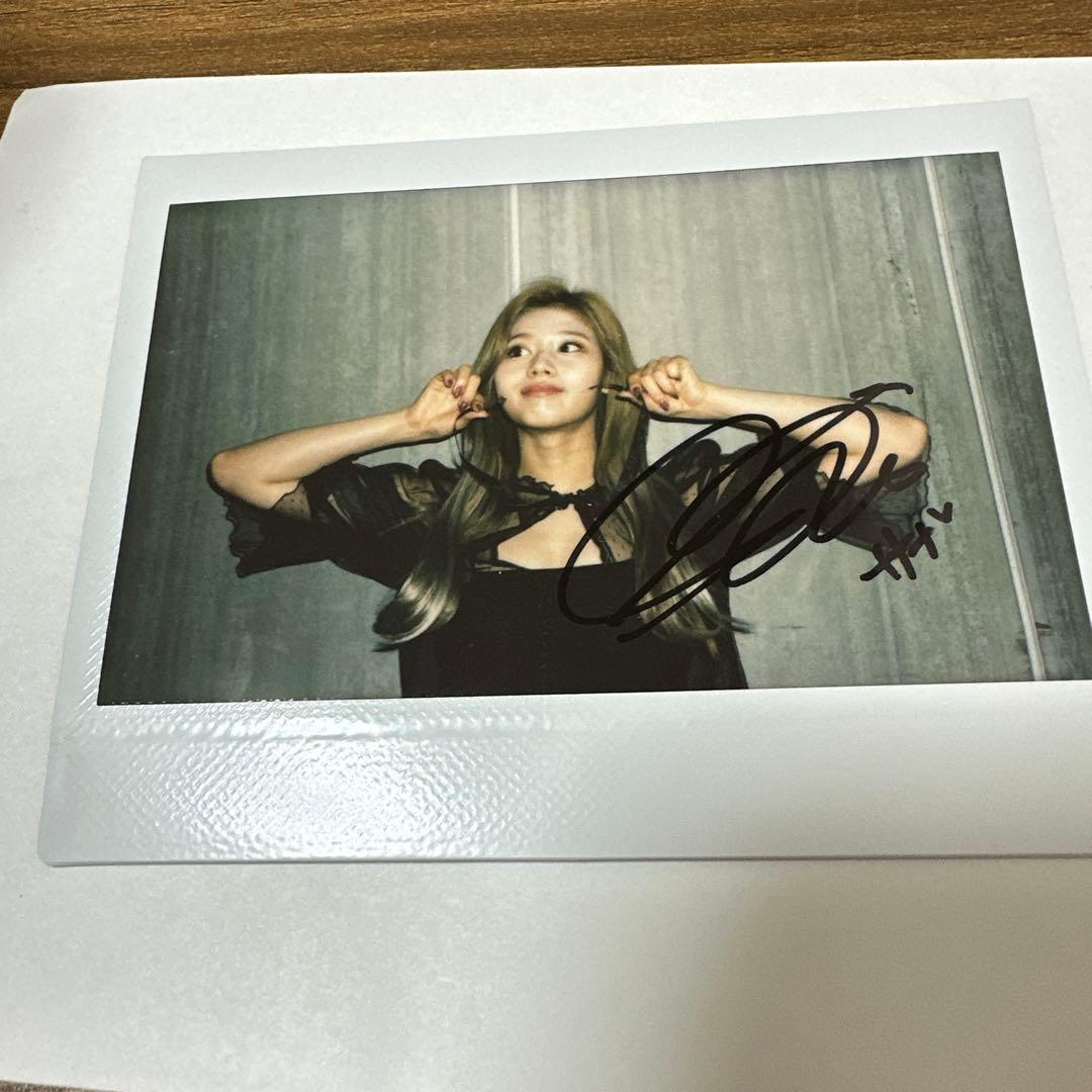 TWICEサナ　サイン入りチェキ