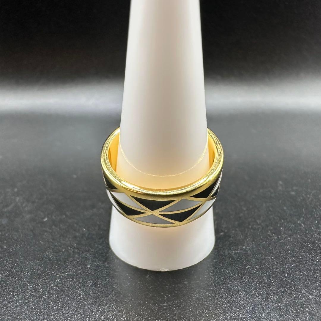 極美品✨　PRADA　プラダ　リング　指輪　ロゴ　刻印　1358