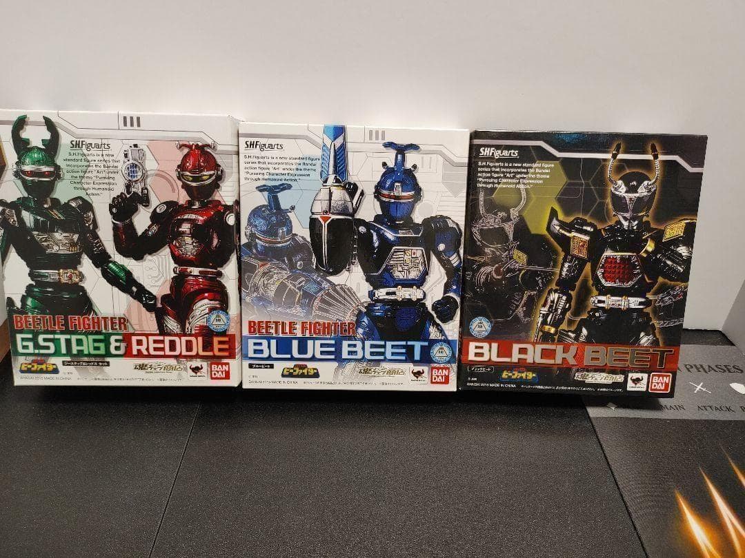 ＳＨフィギュアーツ　重甲ビーファイターセット
