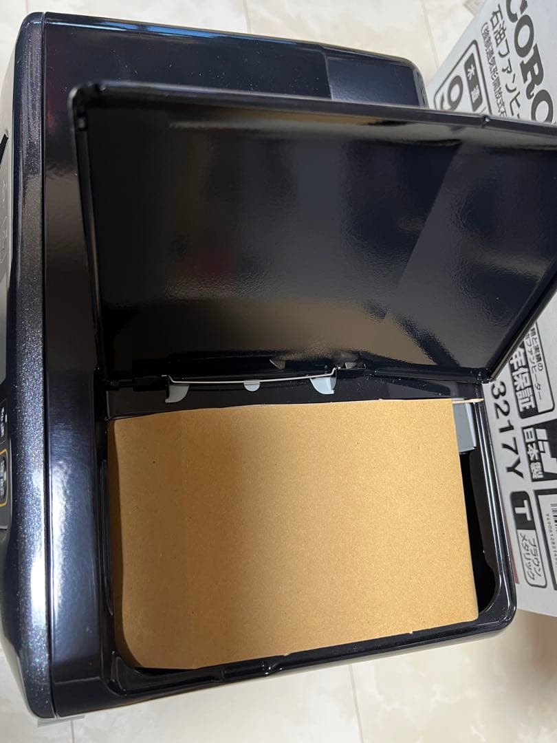 新品未使用開封済コロナ石油ファンヒーターKCF-3221Y￼ブラック