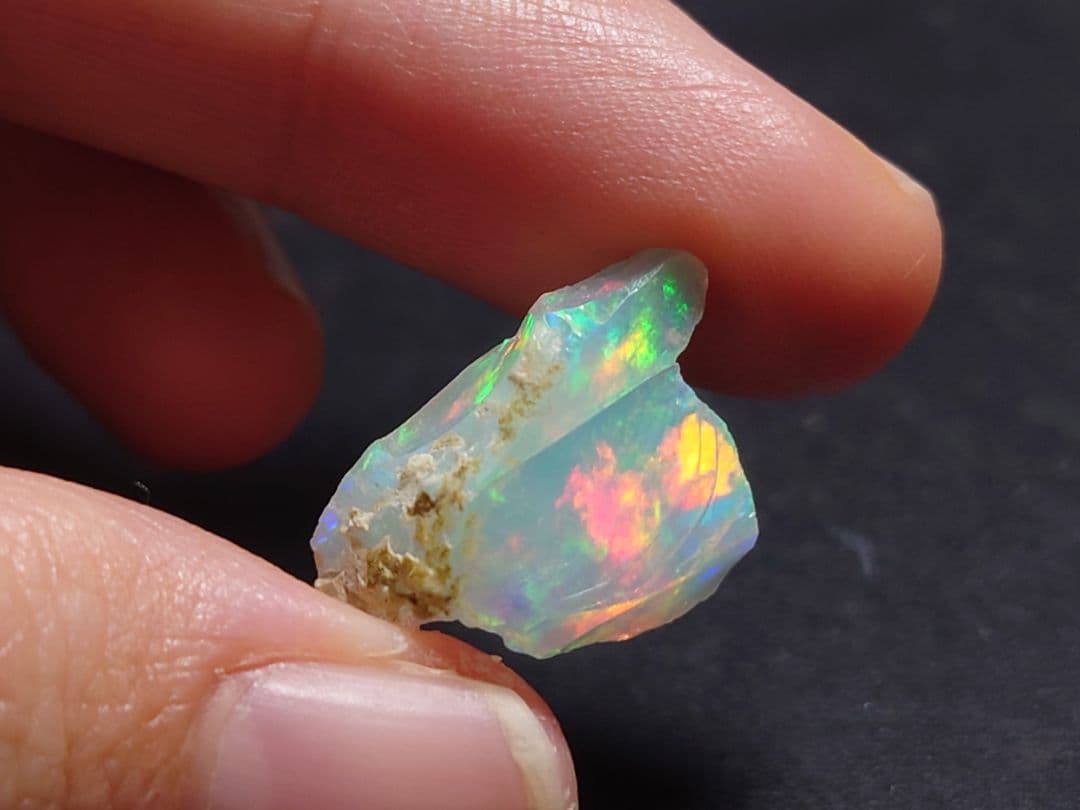 エチオピアウェロ産　オパール　ジュエリーグレード　鉱物標本　原石