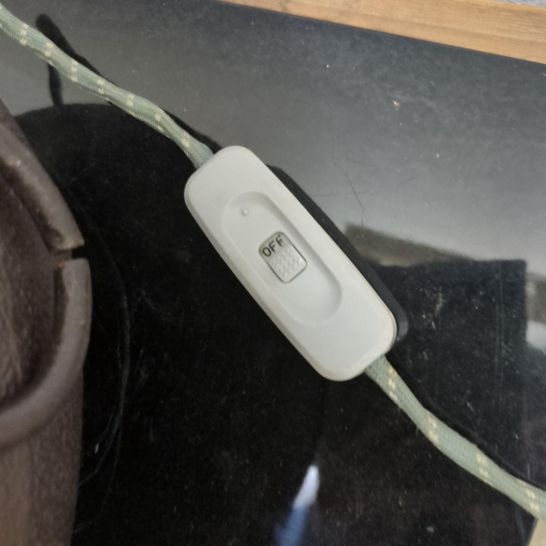 鉄釜風炉　電熱器付き　灰入り　茶道具　茶道　風炉釜　鉄　電熱器