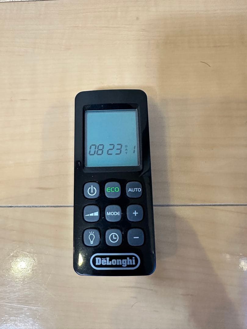 デロンギ　DeLonghi オイルヒーター MDH09　リモコン付