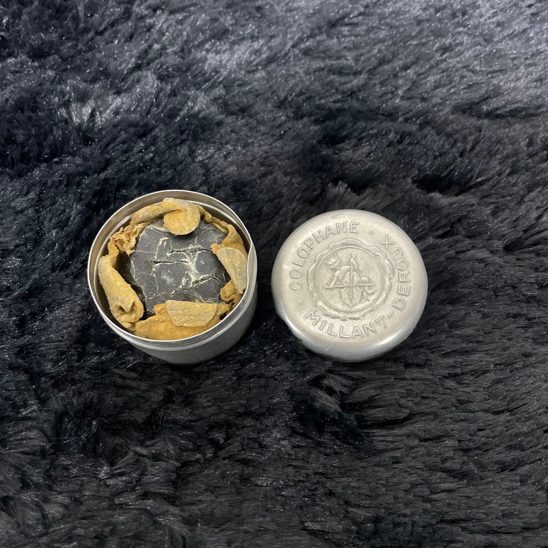 希少! ビンテージ! MILLANT-DEROUX 松脂 アルミ缶 黒猫