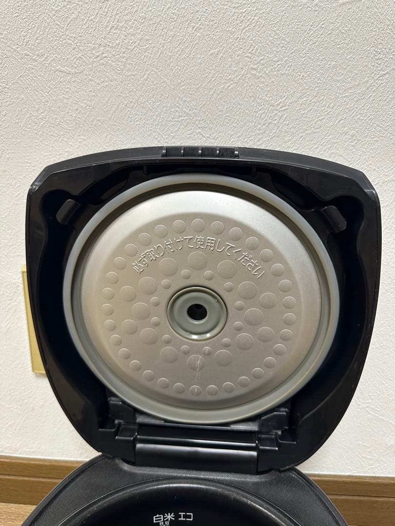 TIGER 炊飯器 5.5合 IH炊きたて JKT-M100 2020年製