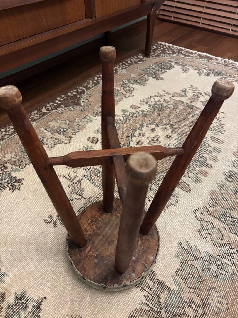 お値下げ　アンティーク　スツール　木の椅子　actus