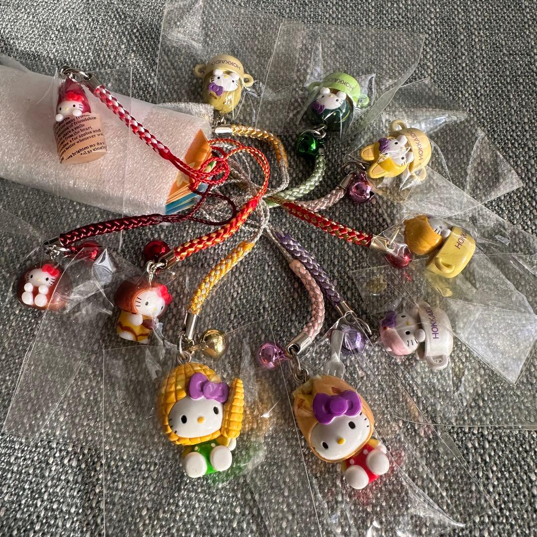 ご当地キティ　根付け　ストラップ　ファスナーマスコット　他　まとめ売り　100個
