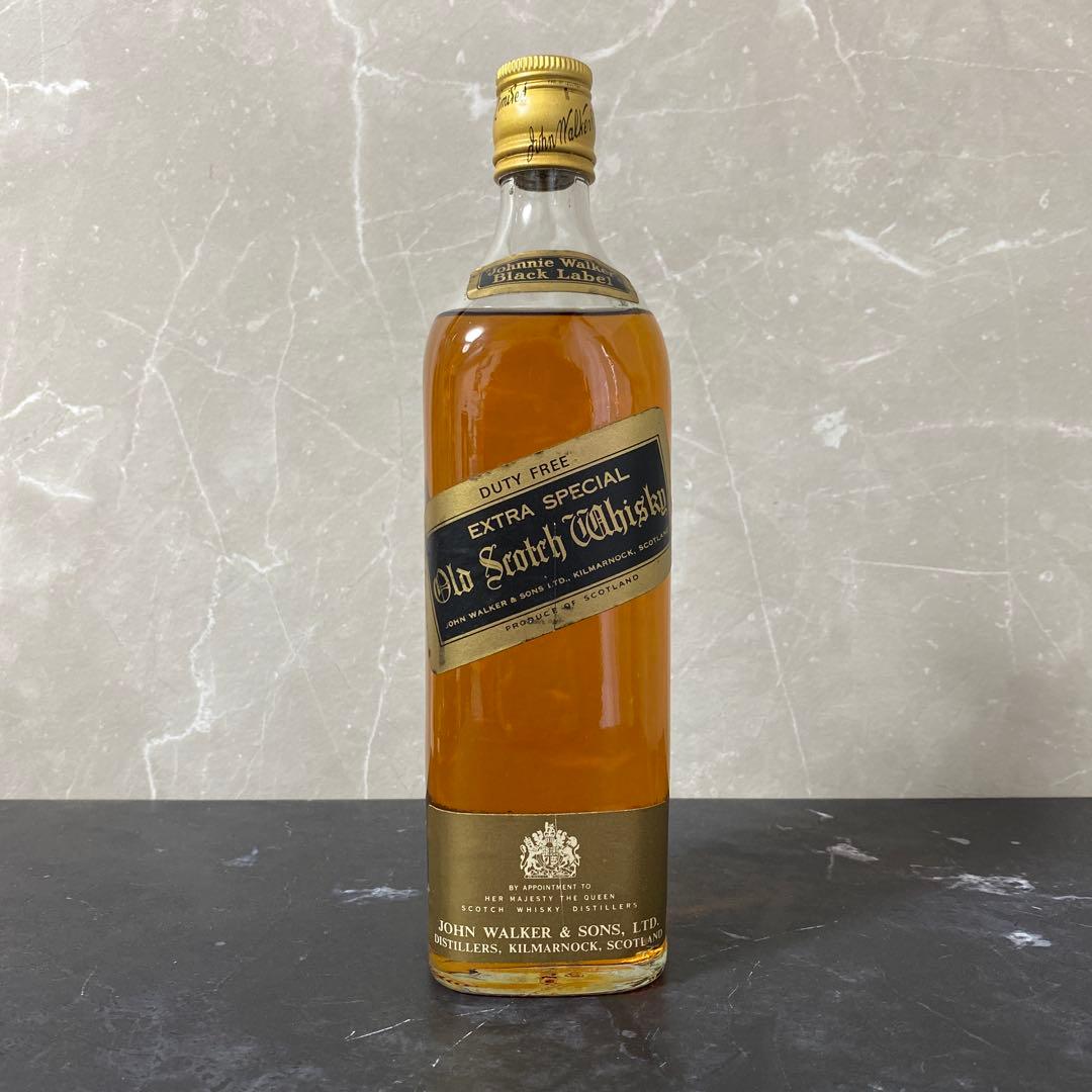 ジョニーウォーカー ブラックラベル ジョニ黒 金キャップ　白紋章　約750ml