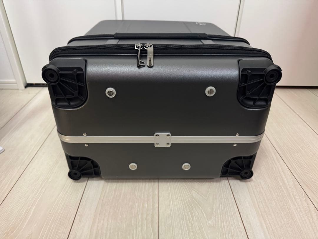 EDISON LAB スーツケース FLIP