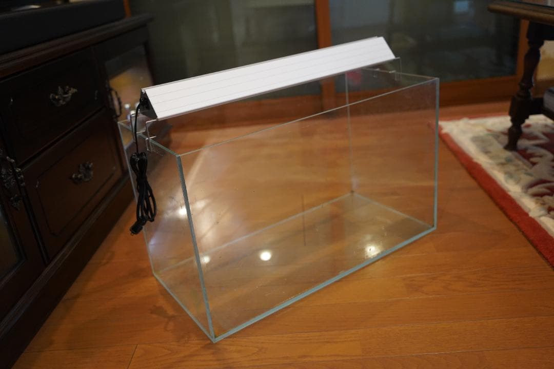 オールガラス60ｃｍ水槽と専用ＬＥＤライトのセット