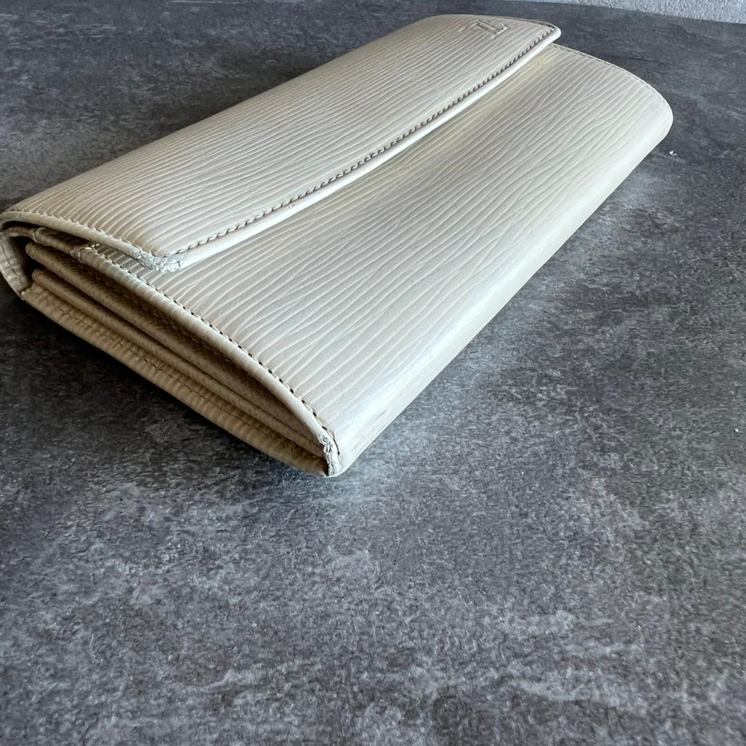 ⭐️ルイヴィトン⭐️ エピ ポルトフォイユ サラ イヴォワール 長財布 ホワイト