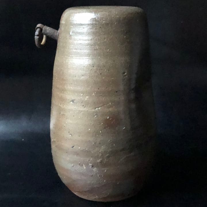 古美術品◼️蔵から出て来た、かなりステキな壁掛けの古い備前焼、花瓶、一輪挿し、陶器