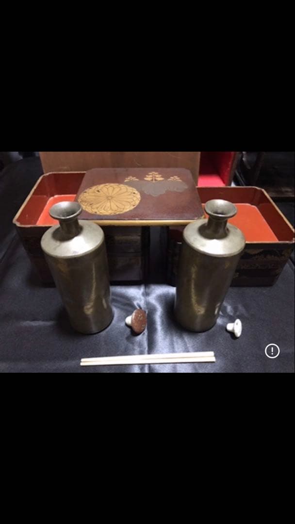 江戸時代　野弁当　重箱　蒔絵提重　骨董　五七桐と菊紋！豪華！