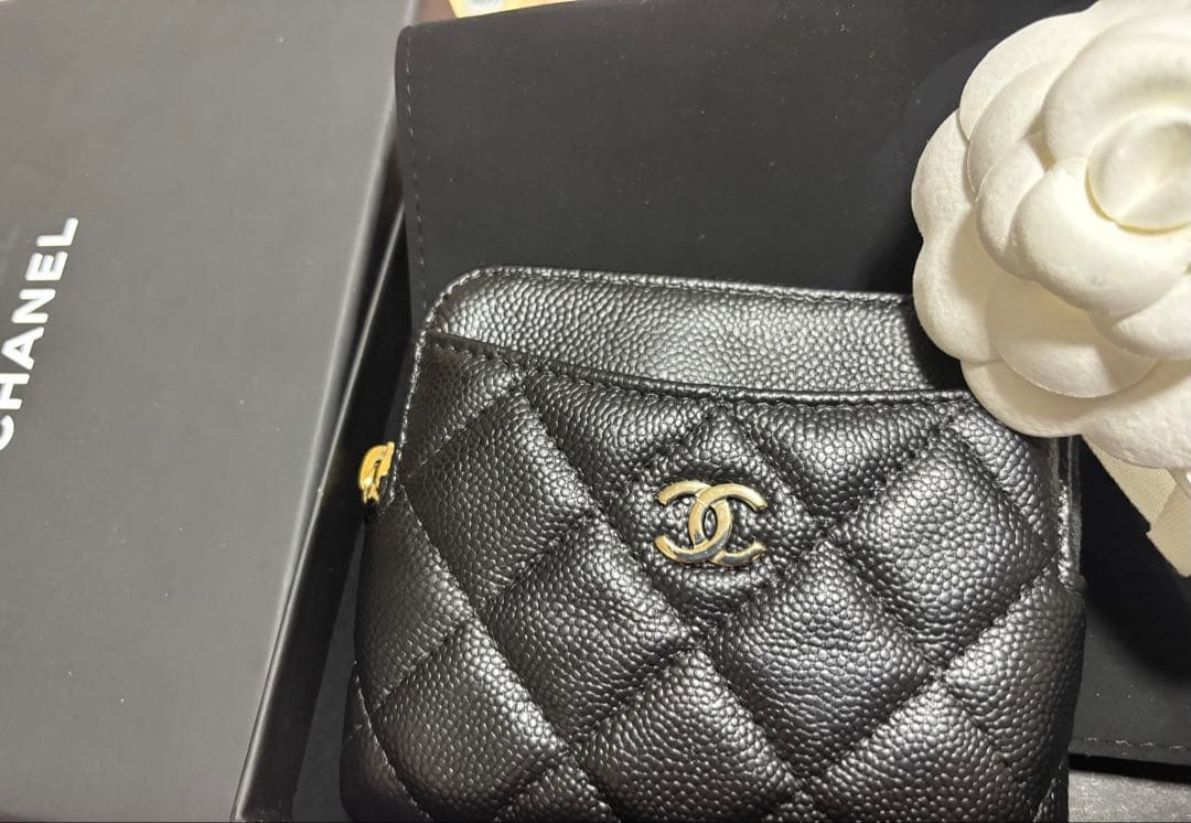 限定値下中【美品】CHANEL ブラック マトラッセケース