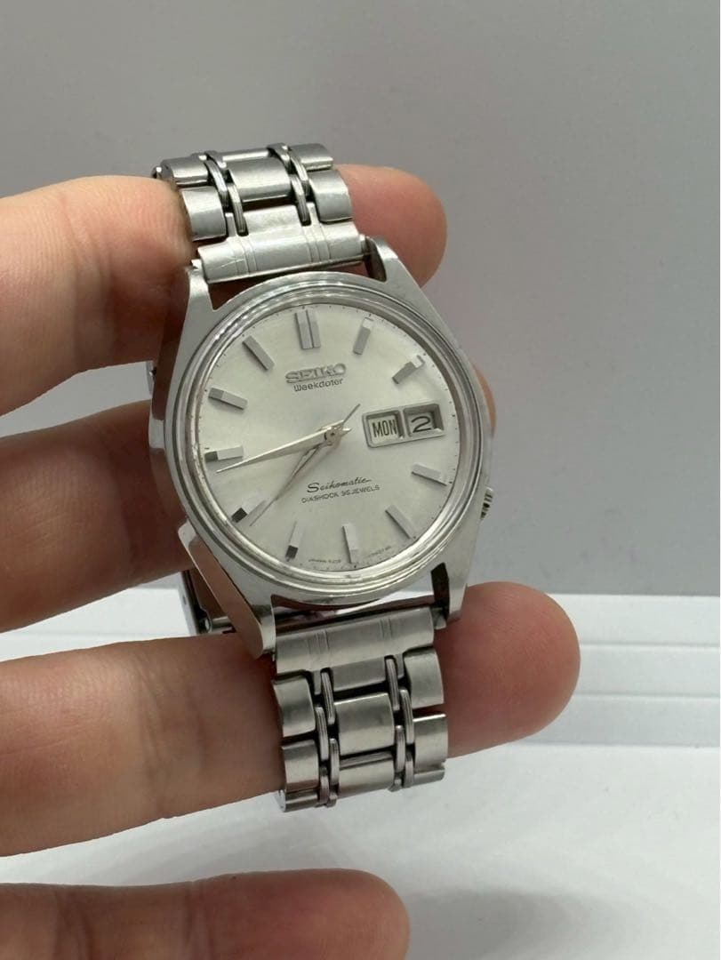 SEIKO セイコーマチック 腕時計　ウィークデーター ３５石 自動巻
