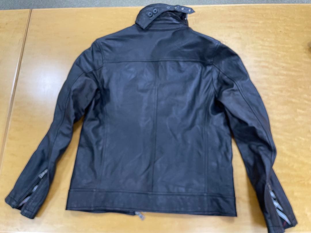 バーバリーブラックレーベル レザーシングルライダースジャケット