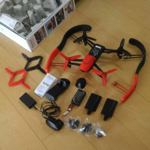 Parrot Bebop Drone 1400万画素魚眼 8GB　レッド