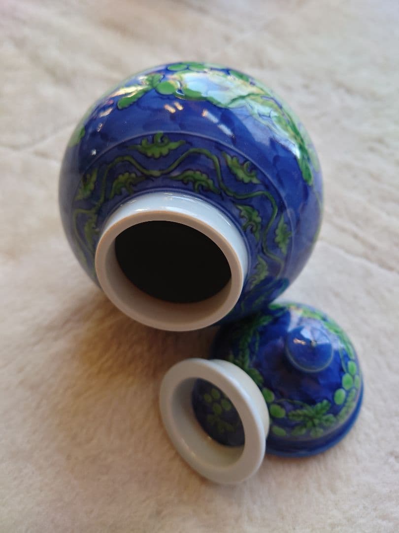 館林源右衛門　中蓋付手描きティリーフポット　茶葉入れ　緑彩葡萄絵　紅茶緑茶中国茶